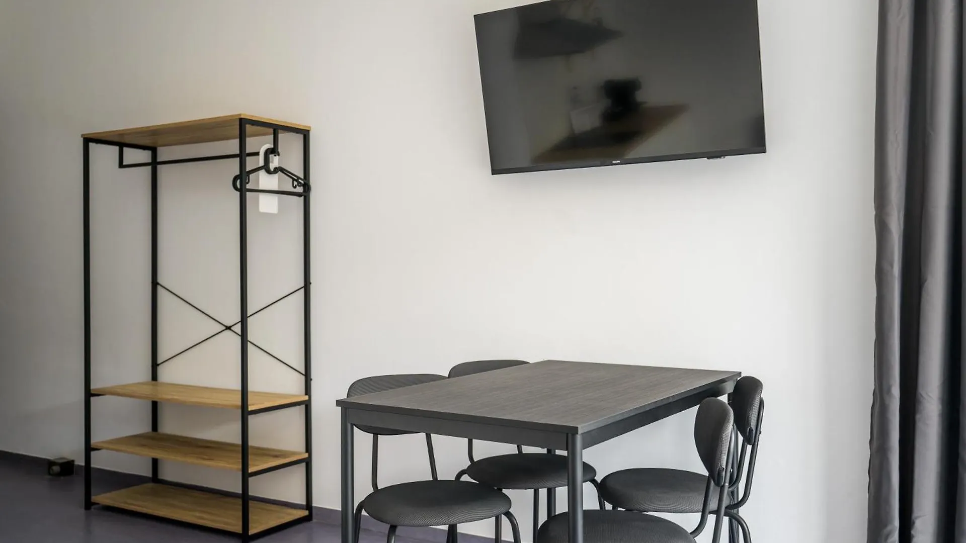 Lejlighedshotel Apartmenthaus Berlin Neukoelln Tyskland